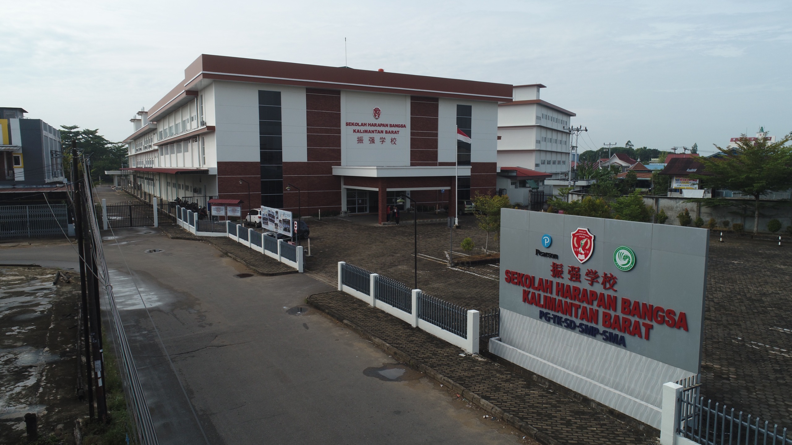 tampak samping